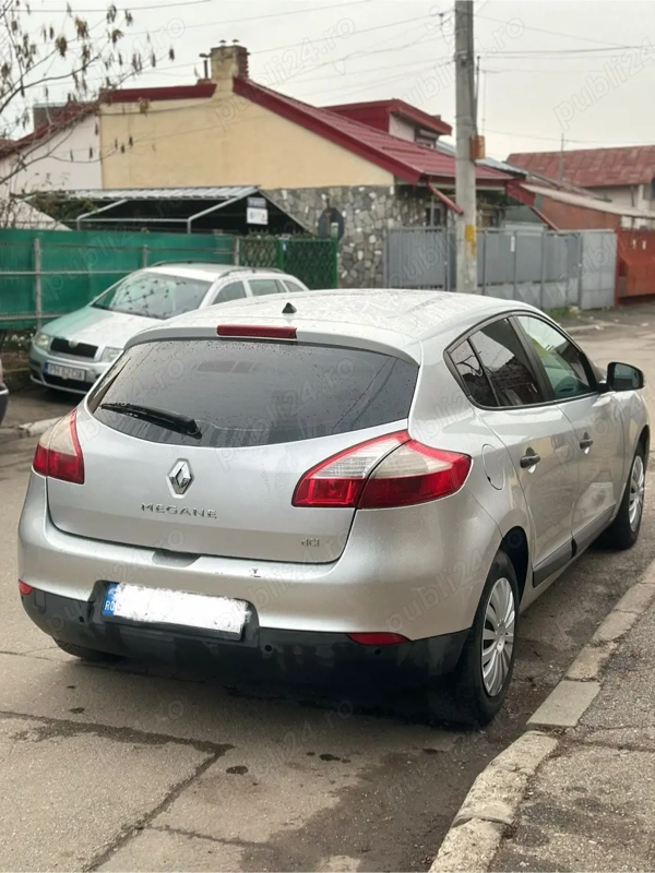 RENAULT Megane 2010 — imagine 2