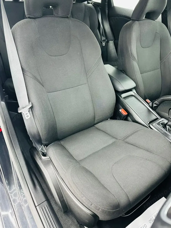 VOLVO V40 2013 — imagine 17
