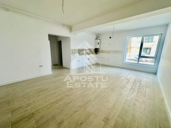 Apartament cu 2 camere la parter, zona Planetelor — fotografia 1