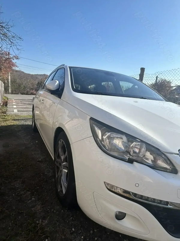 PEUGEOT 308 2016