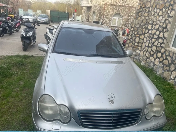 MERCEDES-BENZ E-Class 2002