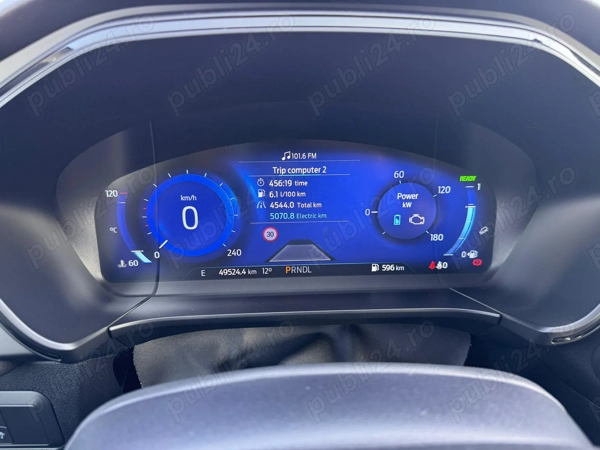 FORD Kuga 2022 — imagine 7