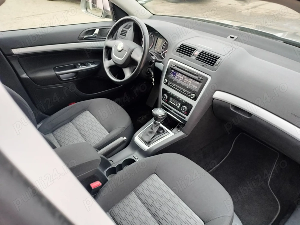 SKODA Octavia 2011 — imagine 5