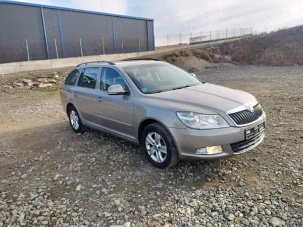 SKODA Octavia 2011 — imagine 3