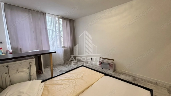 Garsoniera de vanzare in zona Sagului, Timisoara, bloc de apartamente — fotografia 3