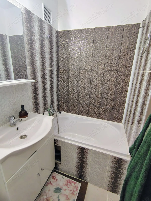 Vând apartament 3 camere