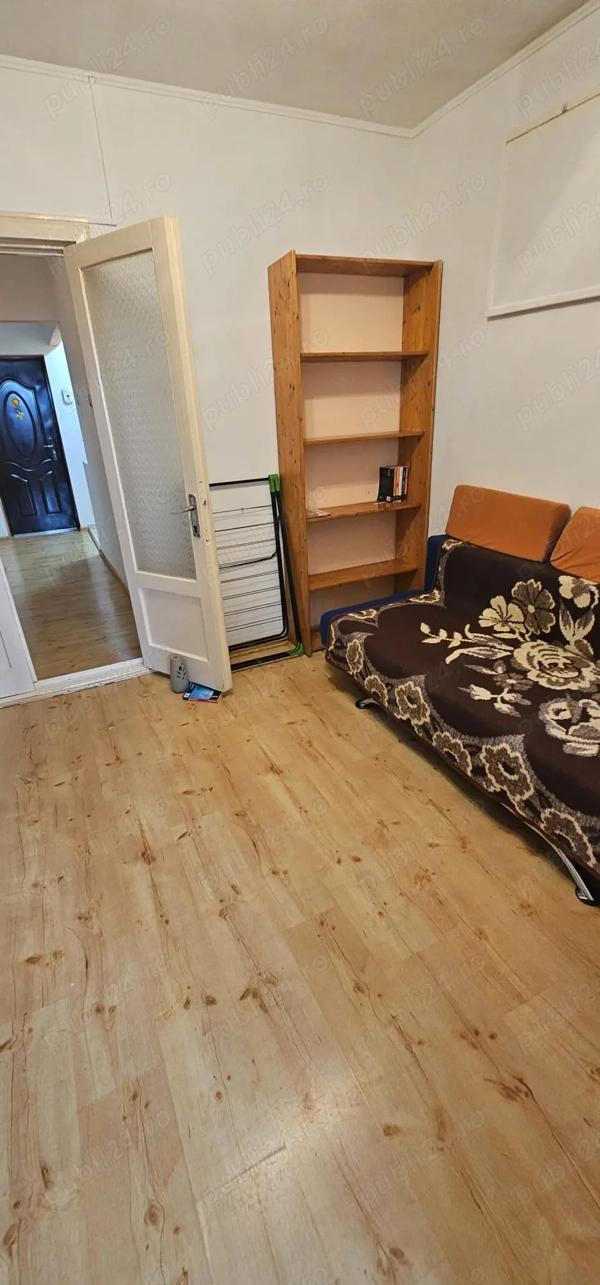 Garsonieră decomandată Zona Abator Poștă, Constanța — fotografia 3