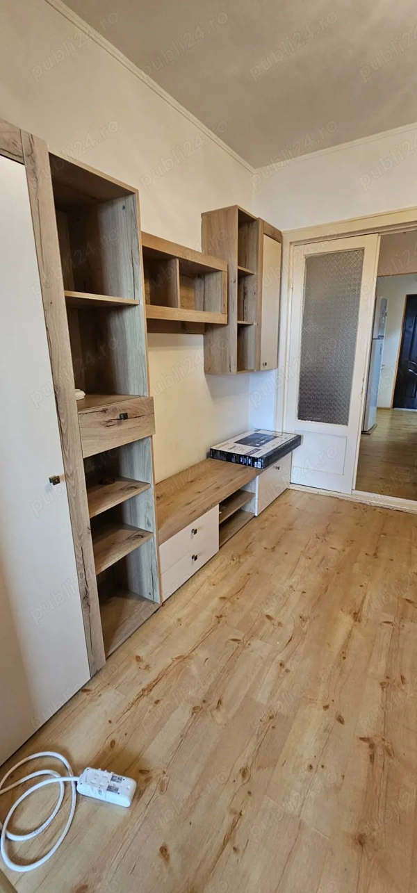 Garsonieră decomandată Zona Abator Poștă, Constanța — fotografia 1