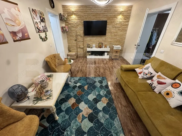 Apartament 3 camere, 60 mp, zona Splai Bahlui — fotografia 1
