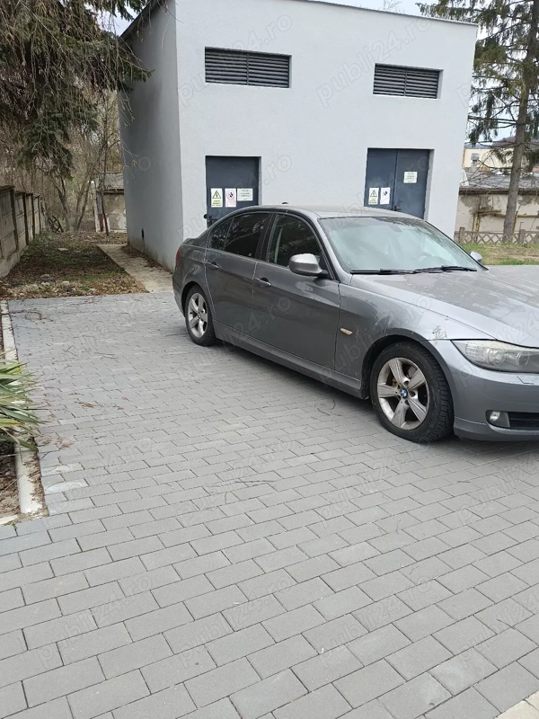 BMW 3 Series 2011 — imagine 8