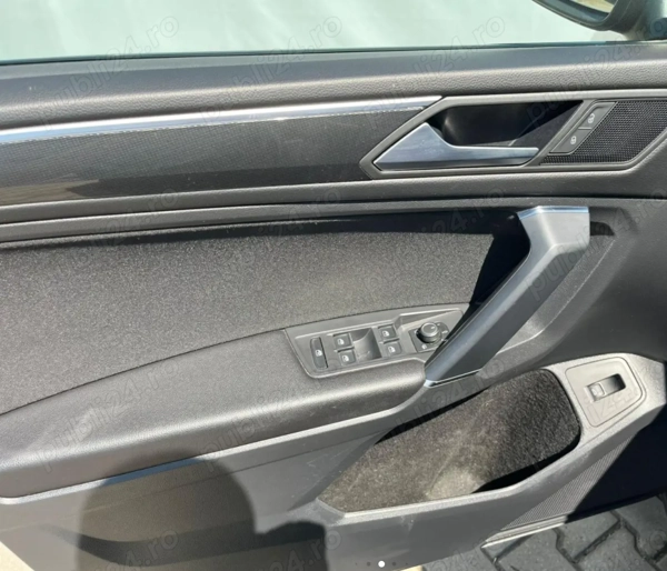 VOLKSWAGEN Tiguan 2020 — imagine 4