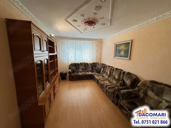 Apartament 3 camere de vânzare în Micro 17, comision 0 pentru cumpărător! — fotografia 1