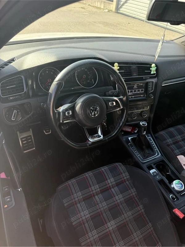 VOLKSWAGEN Golf 2014 — imagine 7