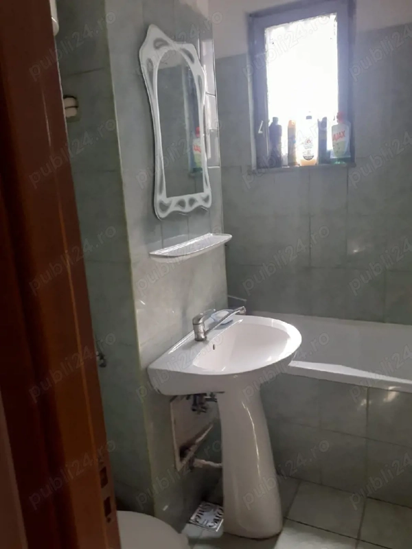 Dau spre Vânzare Apartament Orșova 4 Camre — fotografia 1