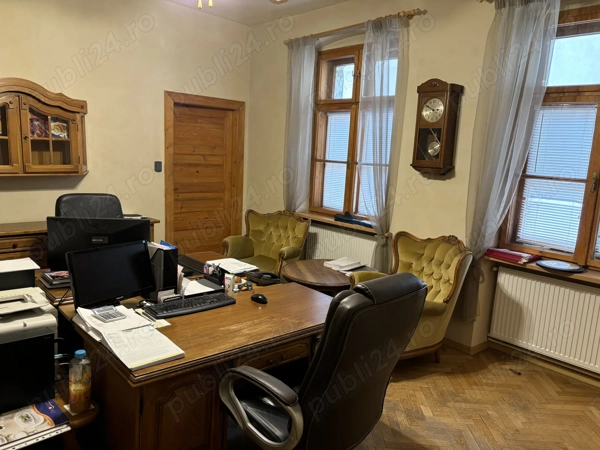 Vand apartament in Piata Sfatului — fotografia 3