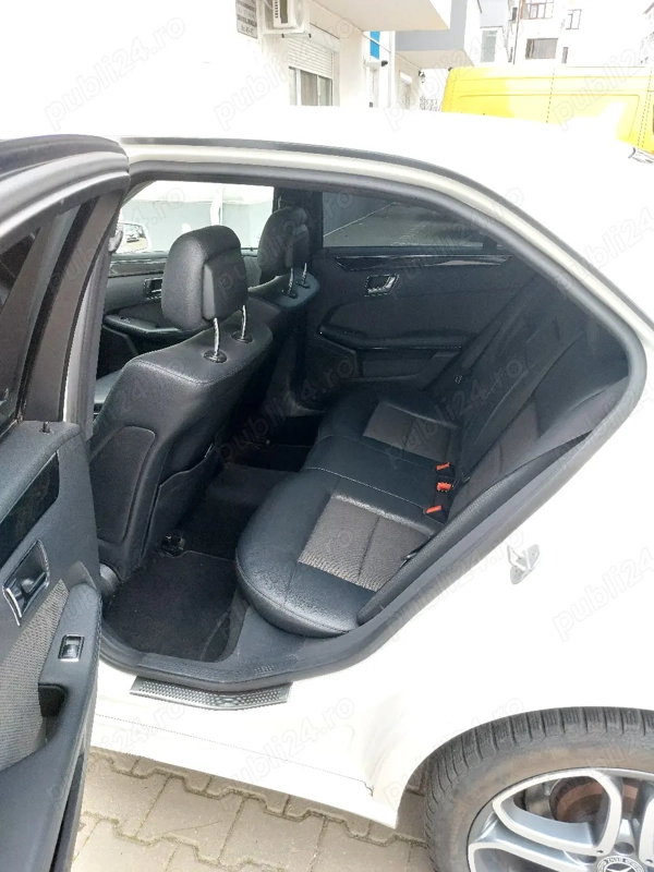 MERCEDES-BENZ E-Class 2011 — imagine 10
