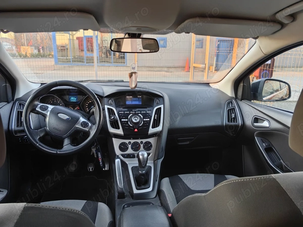 FORD Focus 2013 — imagine 8