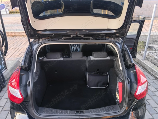 FORD Focus 2013 — imagine 9