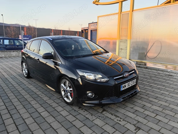 FORD Focus 2013 — imagine 10