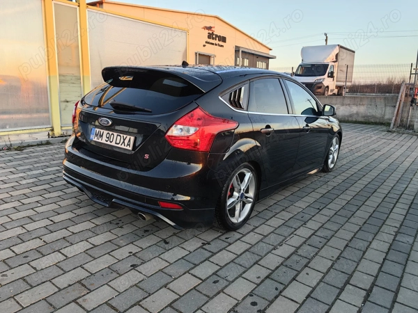 FORD Focus 2013 — imagine 3