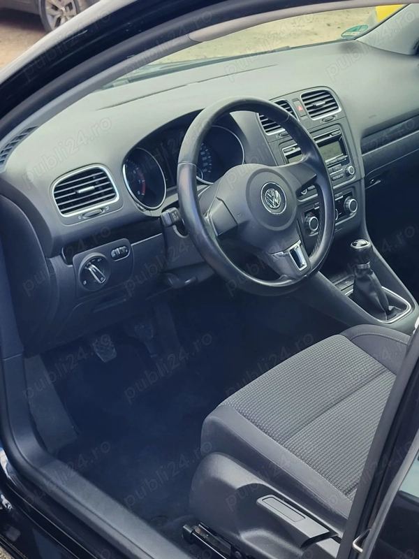 VOLKSWAGEN Golf 2010 — imagine 7