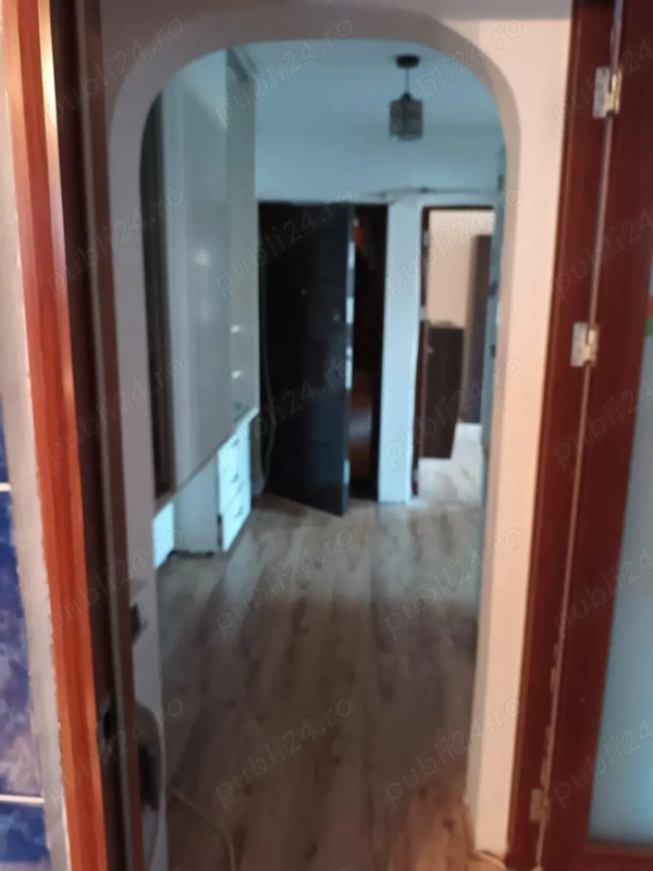 Vând Apartament, Rovinari — fotografia 3
