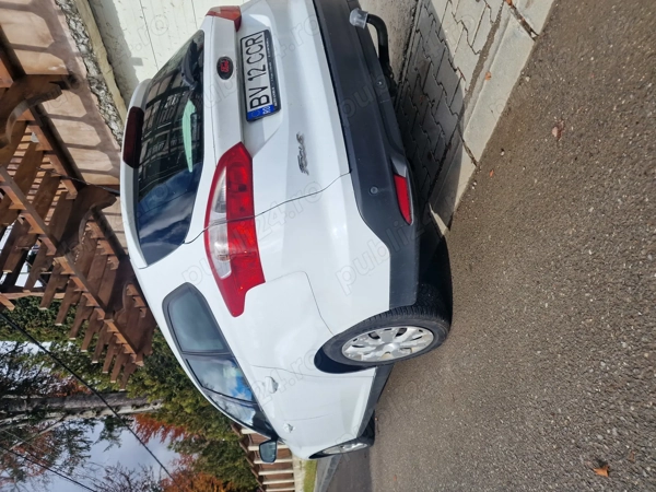 FORD Focus 2013 — imagine 6