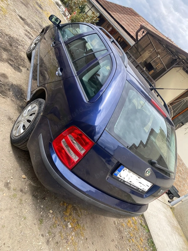 SKODA Fabia 2004 — imagine 2
