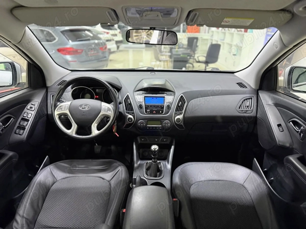 HYUNDAI ix35 2012 — imagine 3