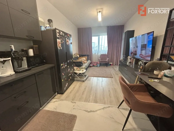Apartament cu 3 camere si 2 bai, etaj 2 in Giroc — fotografia 1