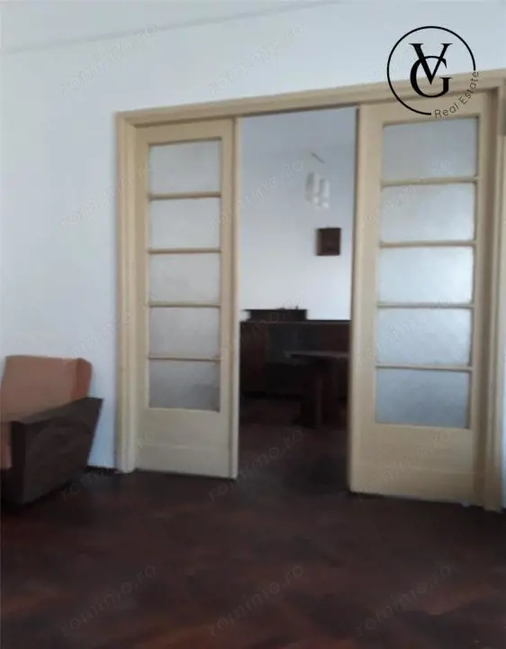Apartament 3 camere - Centrul Vechi - Renovabil — fotografia 3