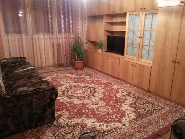 Proprietar închiriez apartament decomandat Doraly — fotografia 3