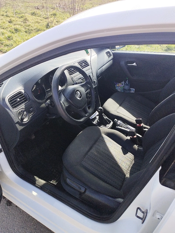 VOLKSWAGEN Polo 2015 — imagine 5