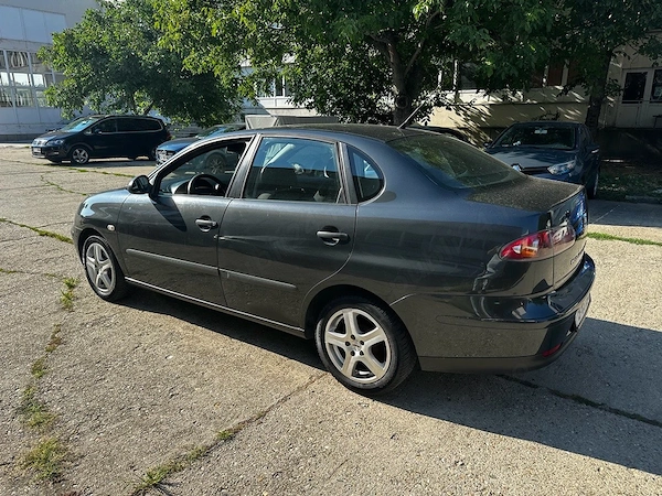 SEAT Cordoba 2008 — imagine 5