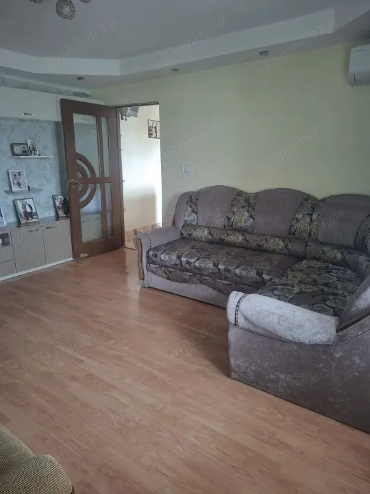 VANZARE APARTAMENT 2 CAMERE, 53MP,MOBILAT — fotografia 3
