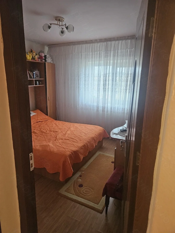 Apartament de vanzare — fotografia 1
