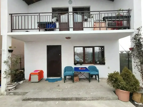 Vând casă comuna Călinești sat Udeni