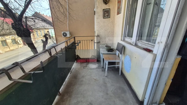 Apartament cu 2 camere de vanzare, 67.05 mp, zona Centrala — fotografia 1