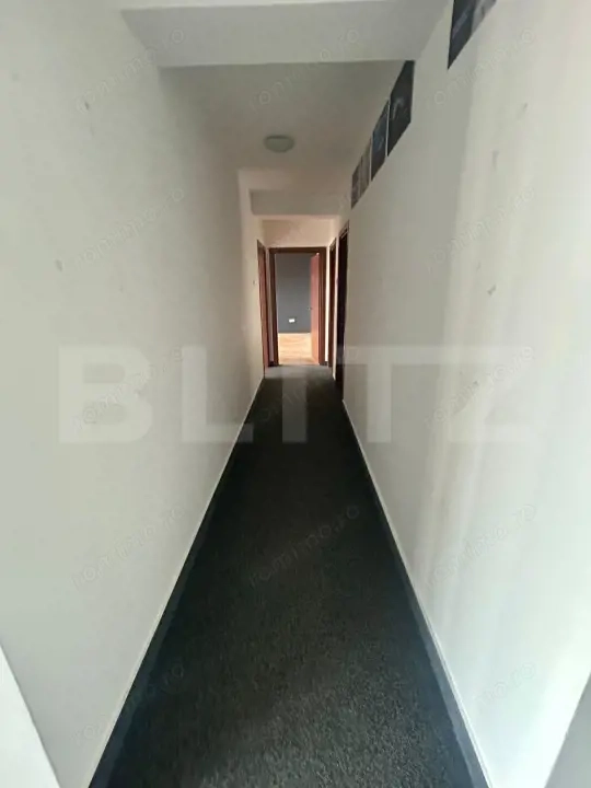 OPORTUNITATE INVESTIȚIE: Apartament de 4 camere, 2 bai, 134mp, Zonă Semicentrală — fotografia 2