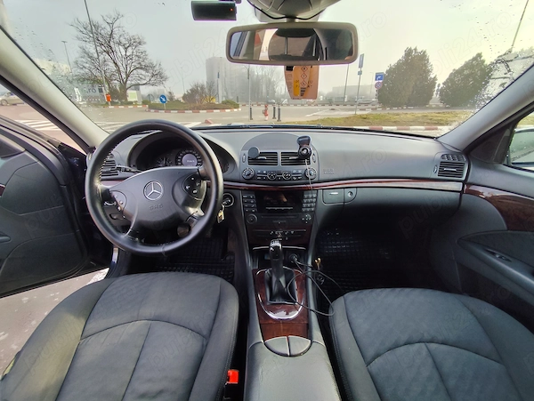 MERCEDES-BENZ E-Class 2004 — imagine 6