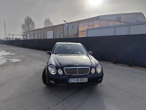 MERCEDES-BENZ E-Class 2004 — imagine 2