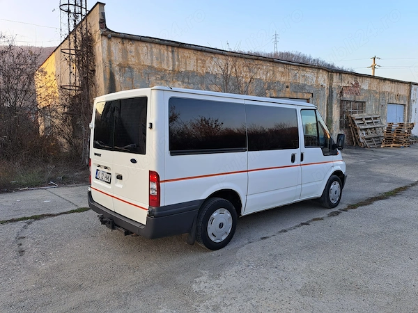 Ford Tranzit 8x1