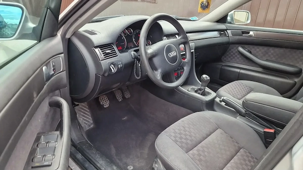 Audi A6 2.0 benzina +gpl 2002