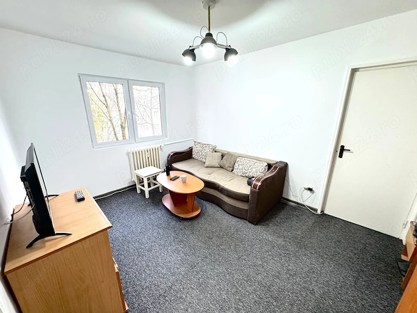 Pers Fizica vand Apartament 2 camere, mutare imediată, Mănăștur — fotografia 1