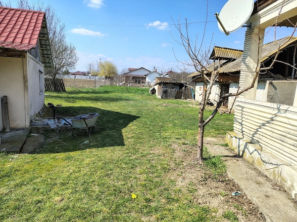 De vânzare proprietate cu doua imobile