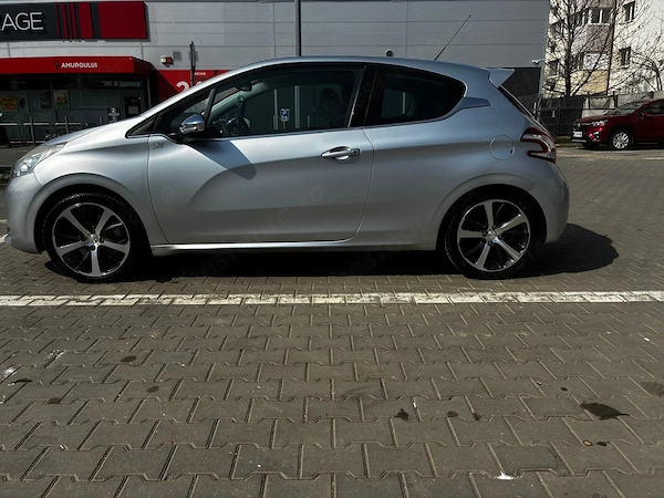 PEUGEOT 208 2014 — imagine 2