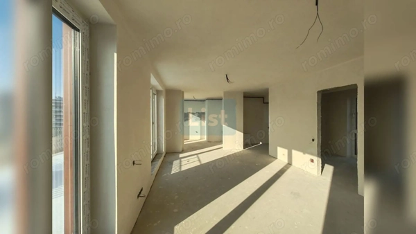 Vanzare(cesionare) apartament cu 5 camere cu 2 parcari Maia Zorilor! — fotografia 3