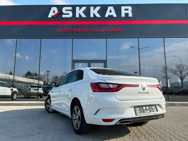 RENAULT Megane 2024 — imagine 8