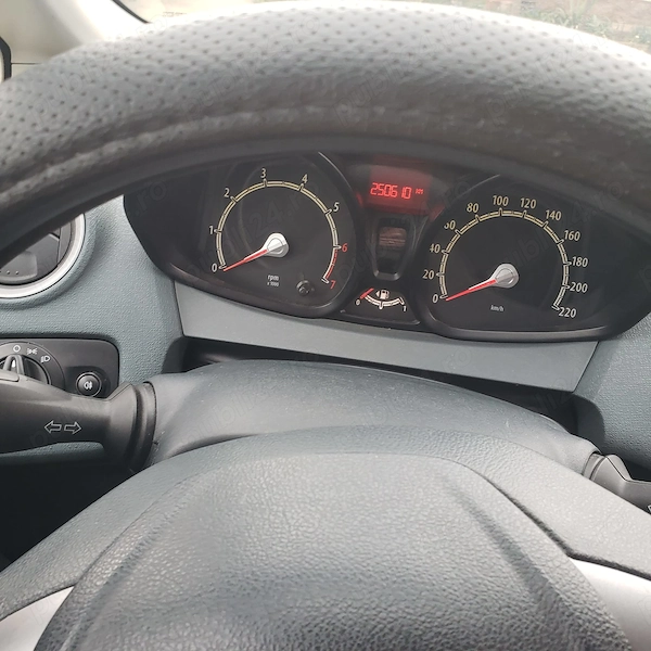 FORD Fiesta 2012 — imagine 7