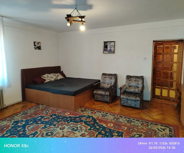 Ap. 1 cam 34 mp, etaj vilă, separat, zona Flora, Tatarasi